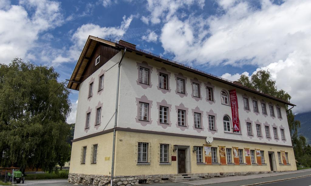 Fit Und Fun Sportherberge Kotschach-Mauthen Bagian luar foto